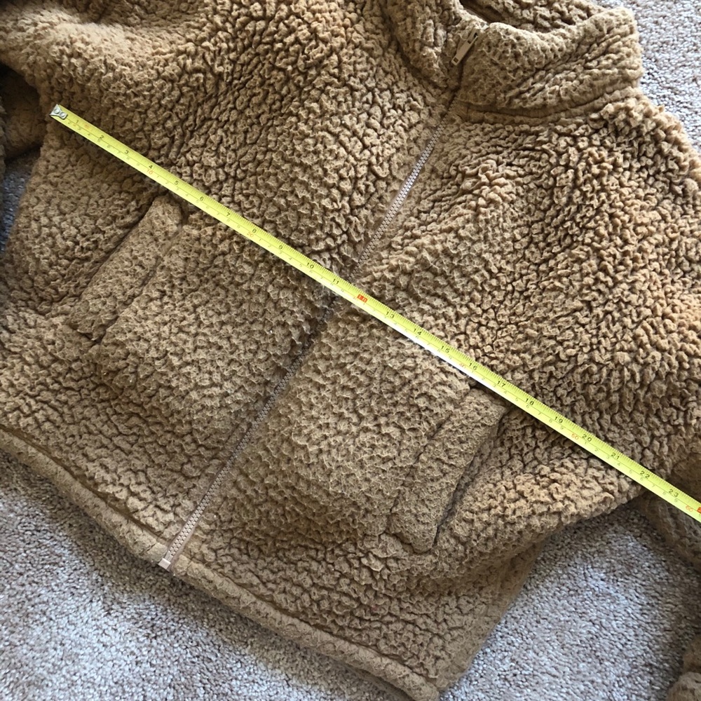 Express Teddy Jacket - Picture 3 of 13